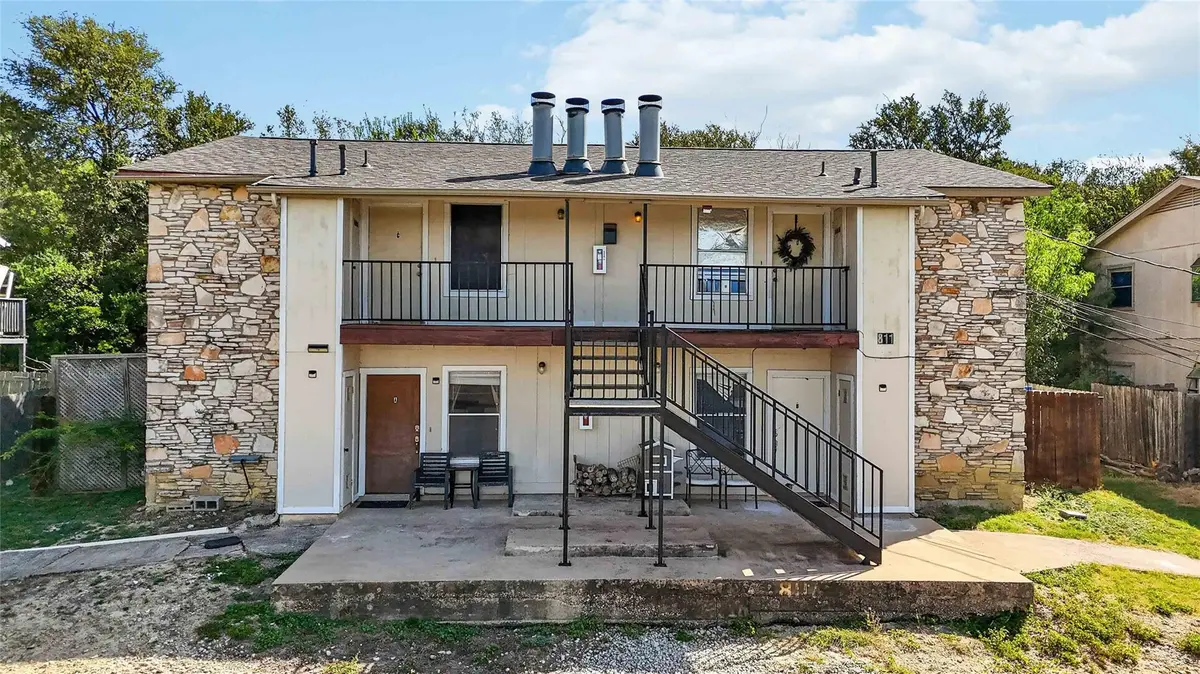 811 Bracewood CIR, San Marcos, TX 78666