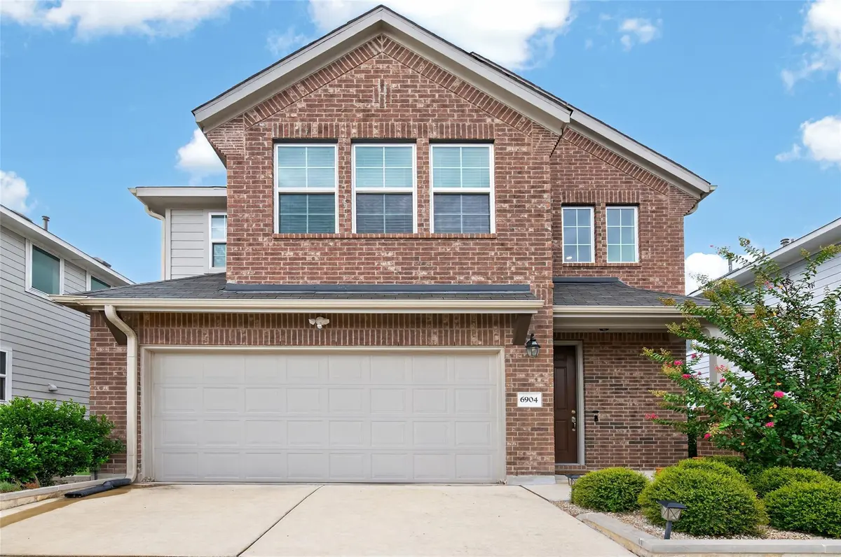 6904 Pleasanton PKWY, Pflugerville, TX 78660