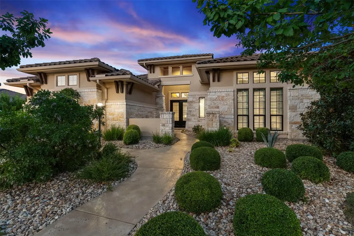 203 Bisset CT, Lakeway, TX 78738