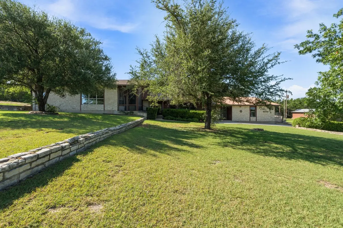 606 Rolling Hills RD, Liberty Hill, TX 78642