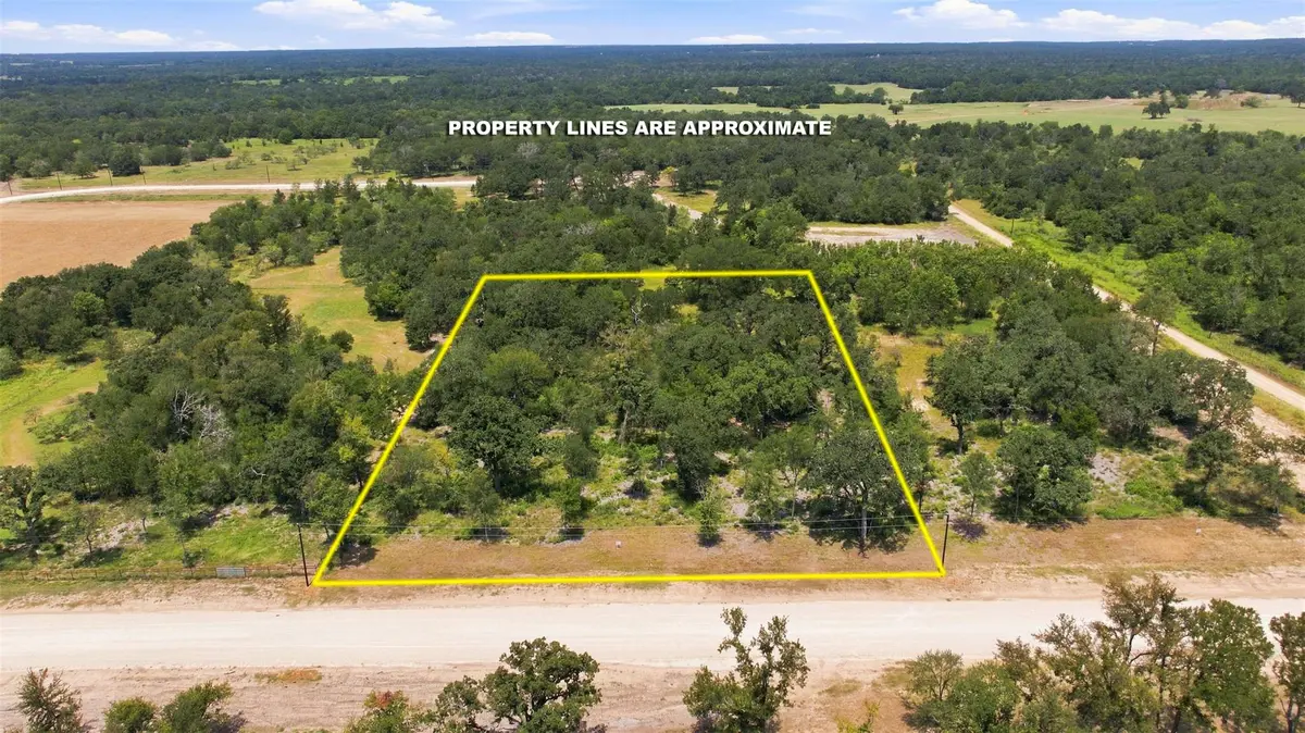 408 Cresent Bend BND, Cameron, TX 76520