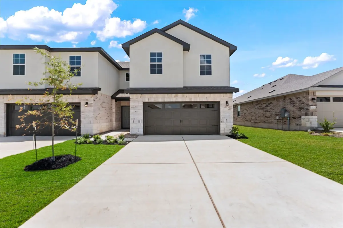 15109-B Afleet Alex ST, Manor, TX 78653