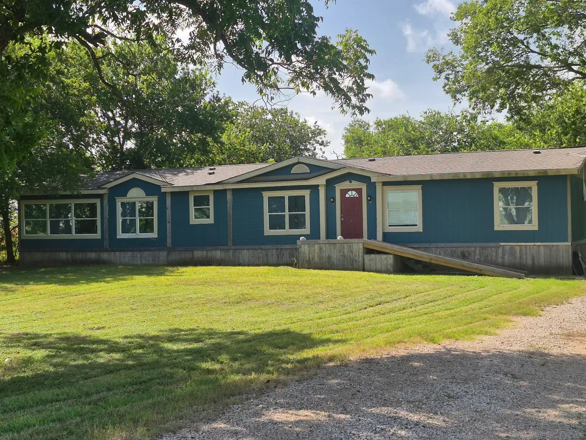1120 Battle Lake RD, Hallsburg, TX 76682