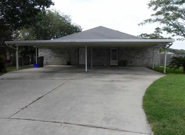 8117 WILLET TRL #A, Austin, TX 78745