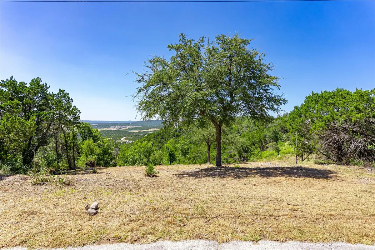 8512 Bronco Buster TRL, Lago Vista, TX 78645