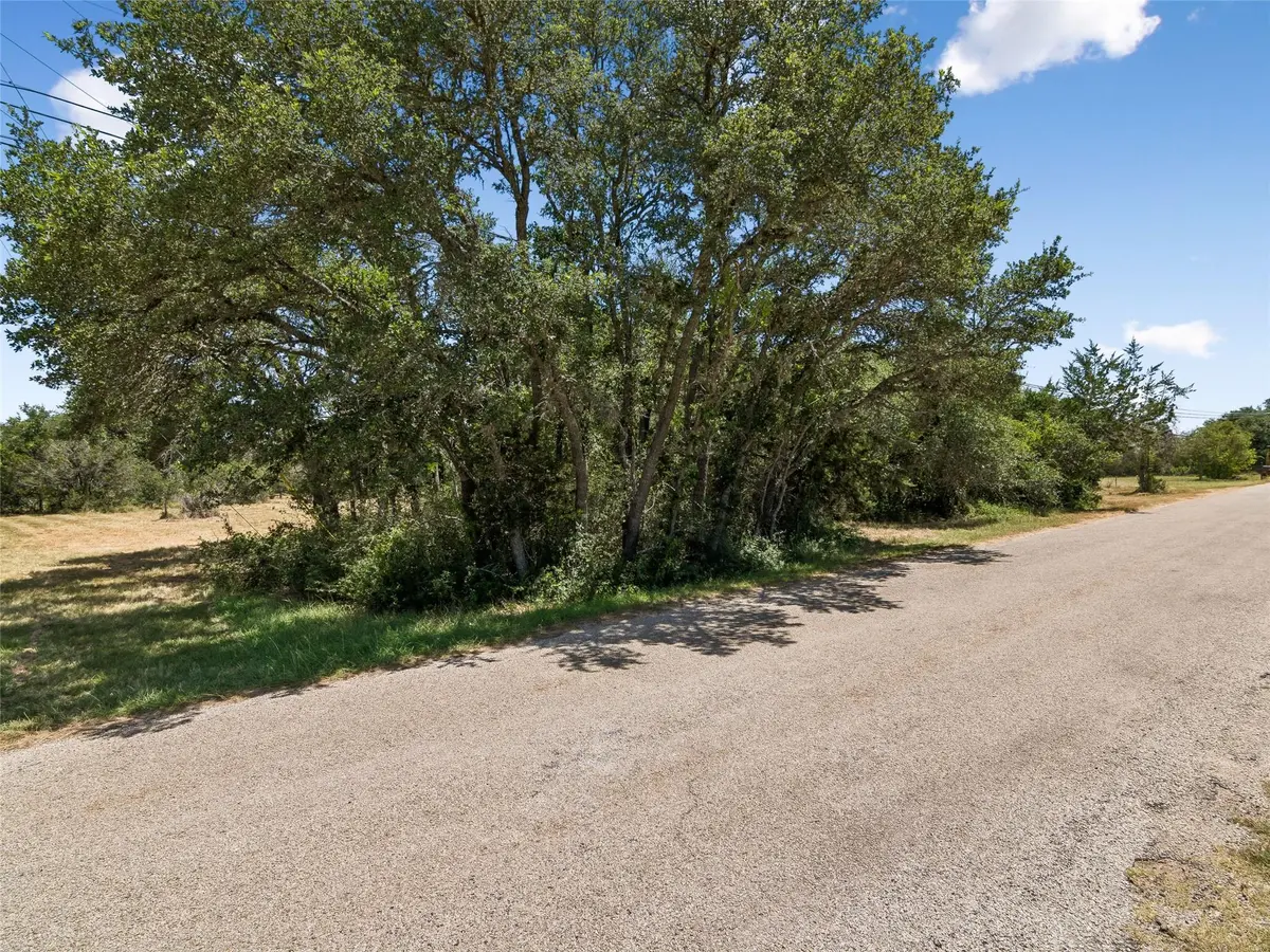 249 Grande ST, Driftwood, TX 78619