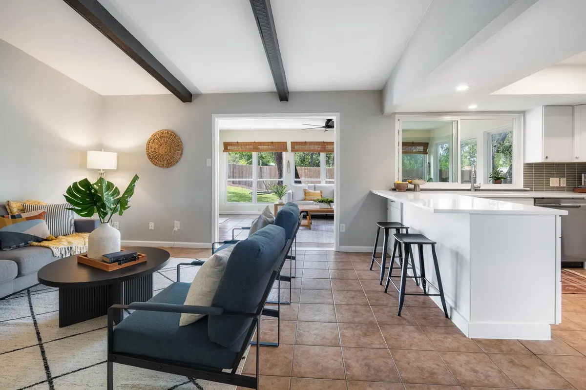 1406 Radam CIR, Austin, TX 78745