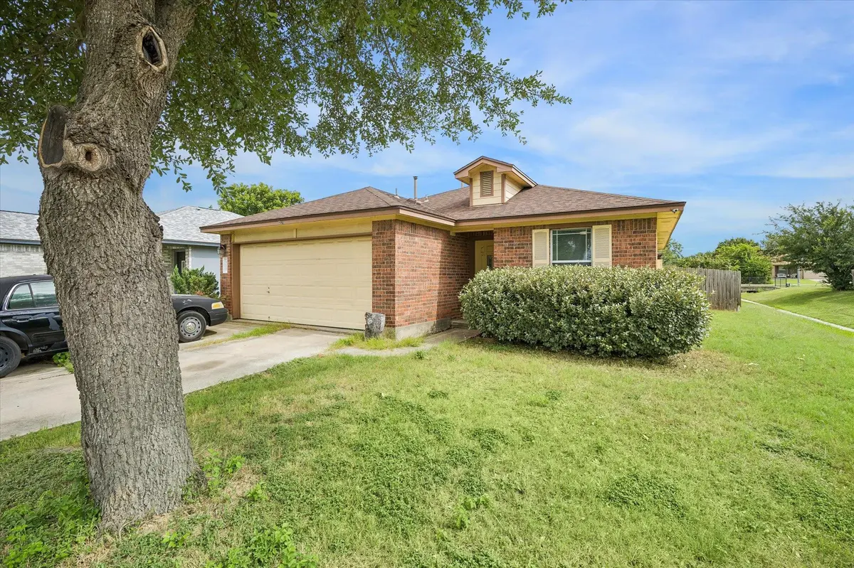 119 Brooke ST, Hutto, TX 78634