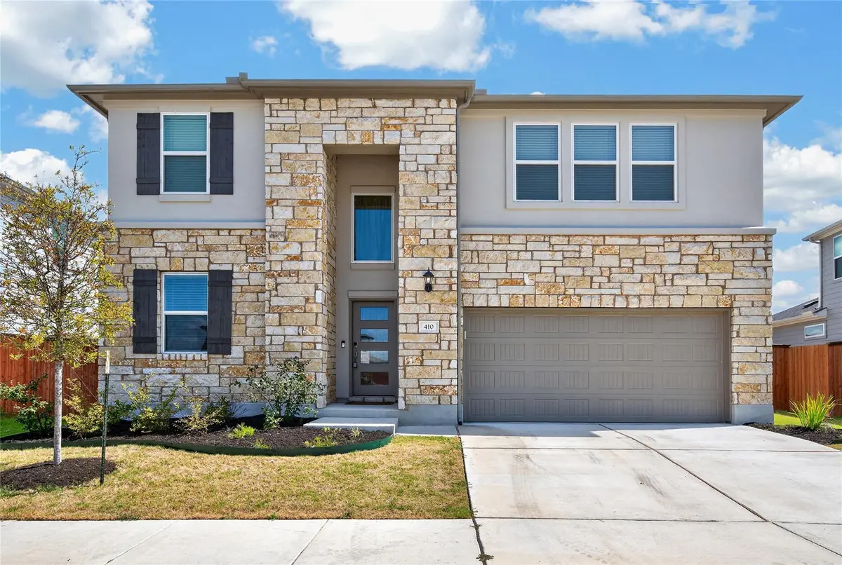 410 Doodle LN, Hutto, TX 78634
