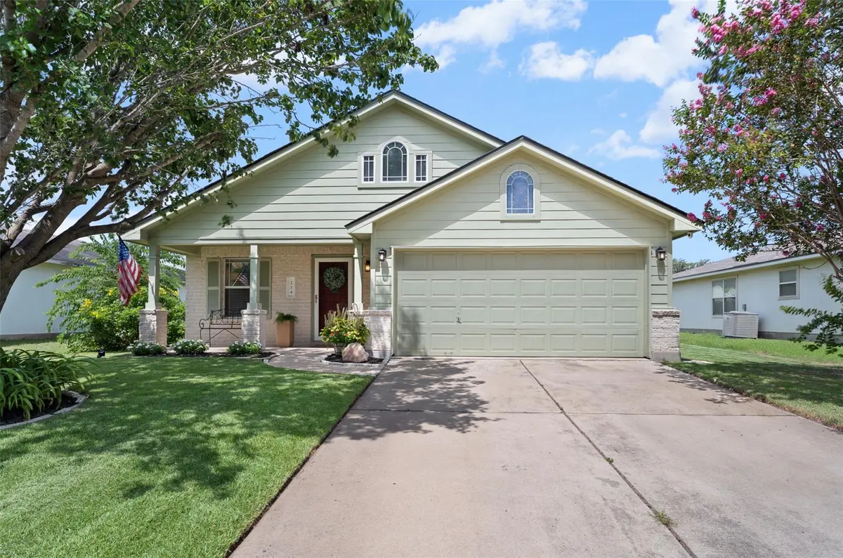 214 Jennifer LN, Bastrop, TX 78602