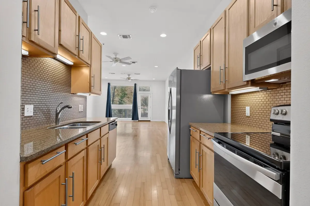 2931 E 12th ST #206, Austin, TX 78702
