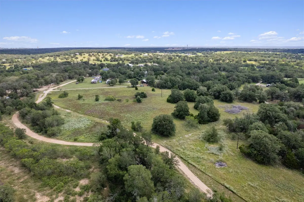 000 Josie LN, Bastrop, TX 78602