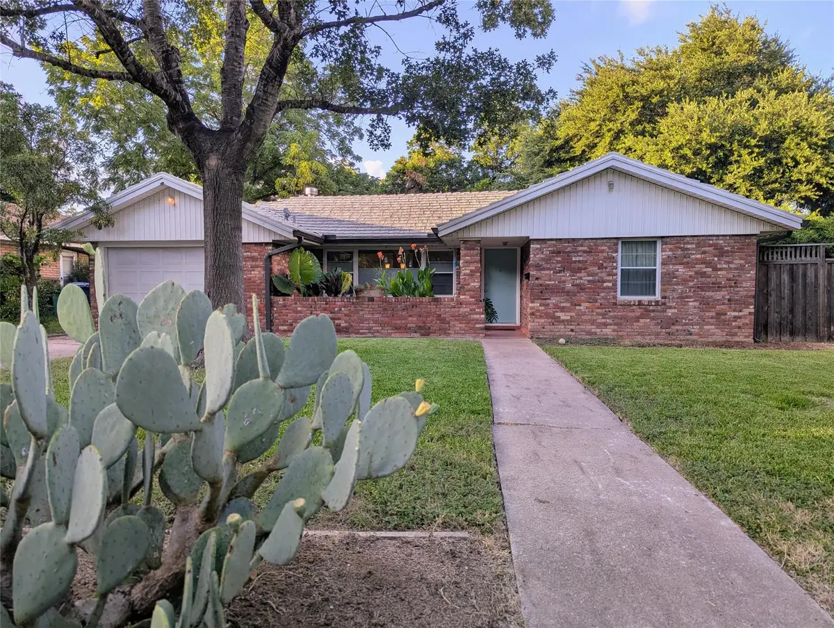 1610 Larkwood DR, Austin, TX 78723