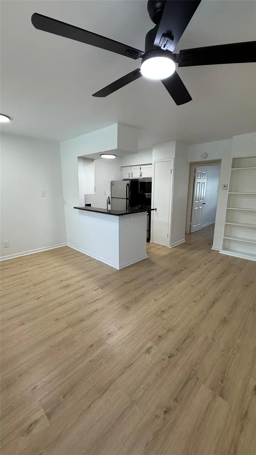 2401 Manor RD #126, Austin, TX 78722