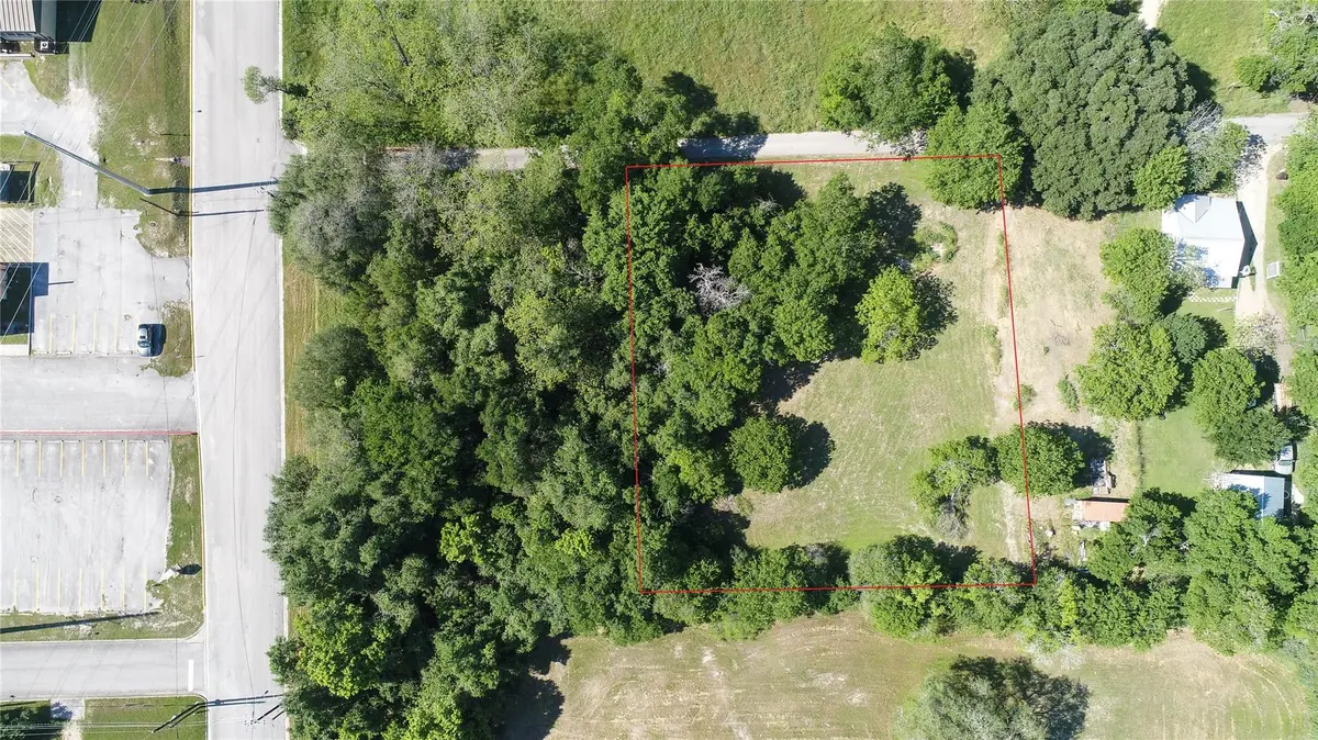 0 Farmer ST, Lockhart, TX 78644