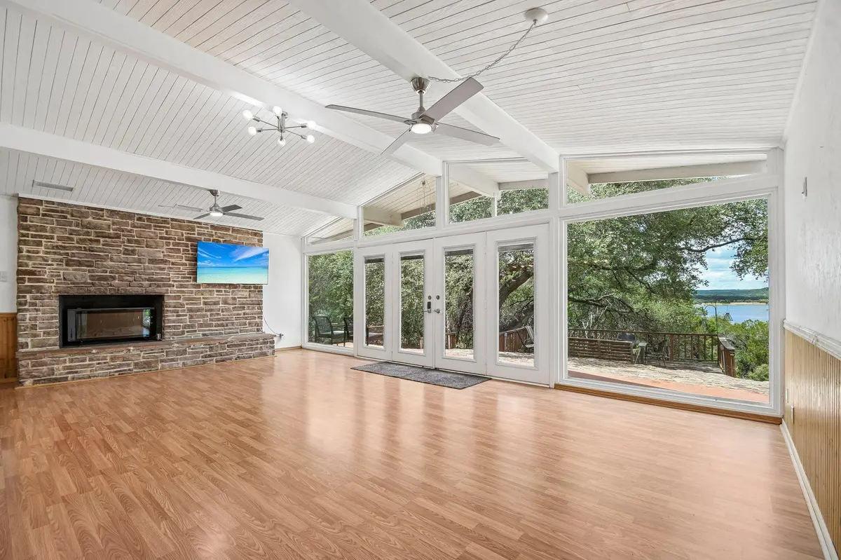 21103 Dawn DR, Lago Vista, TX 78645