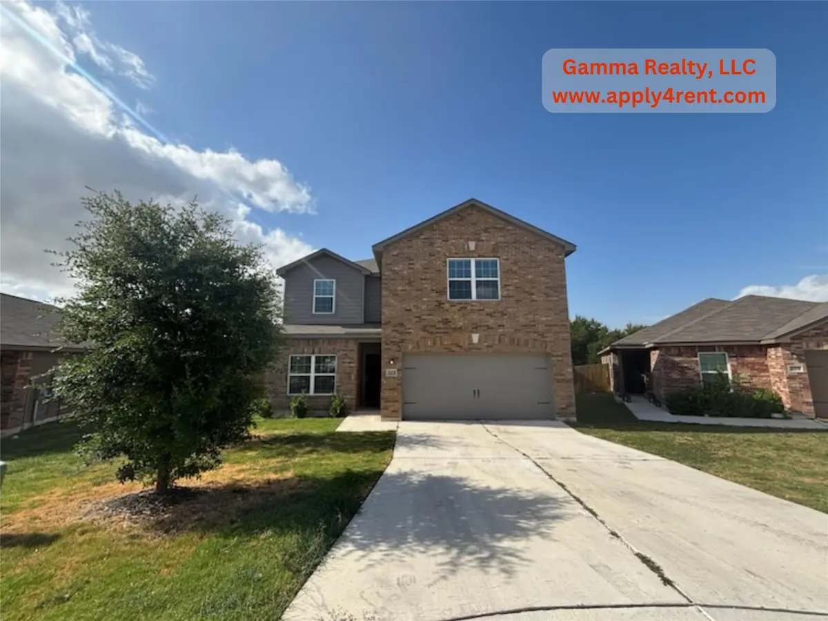 325 Crescent Park DR, Jarrell, TX 76537