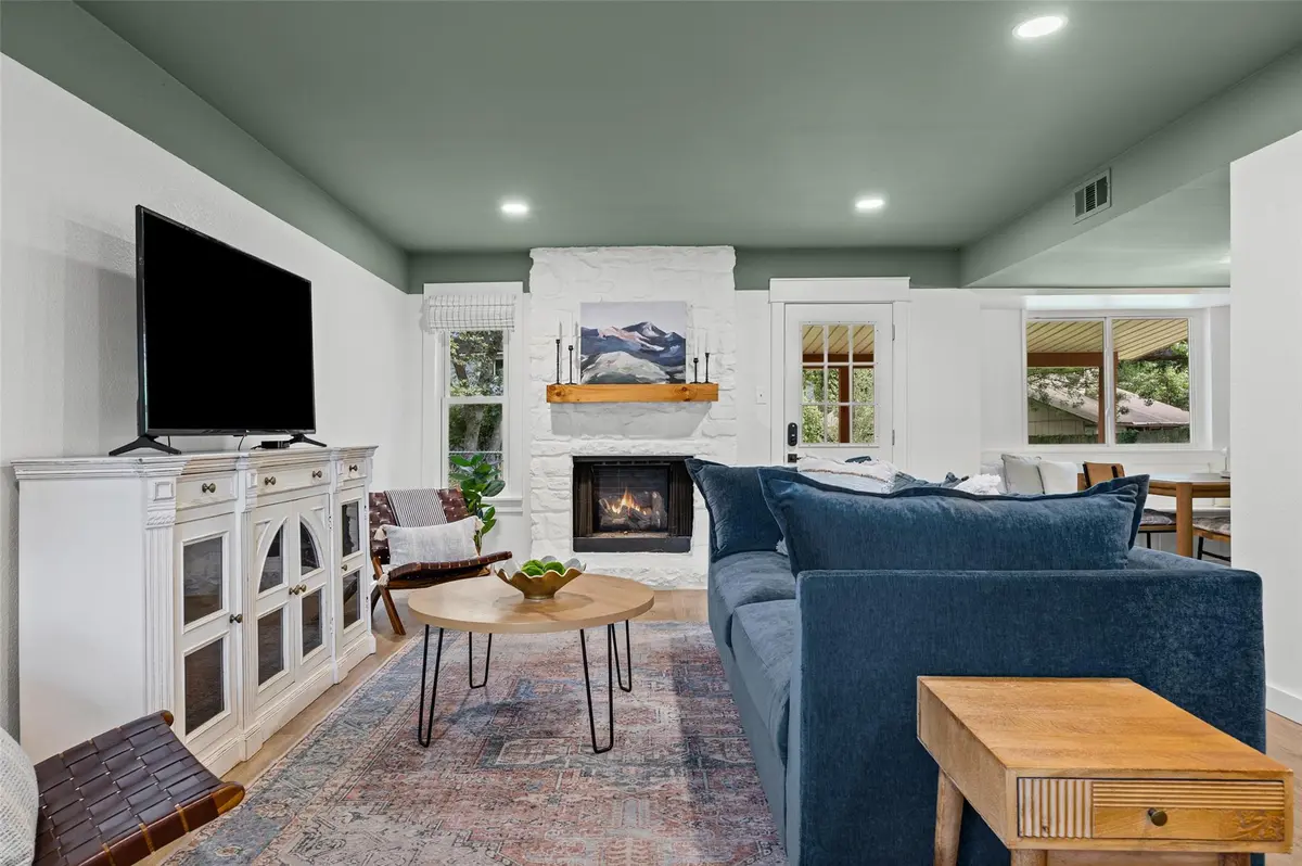 9737 Anderson Village DR, Austin, TX 78729