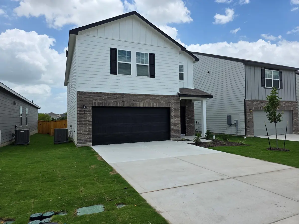 353 Enforcer LOOP, Jarrell, TX 76537