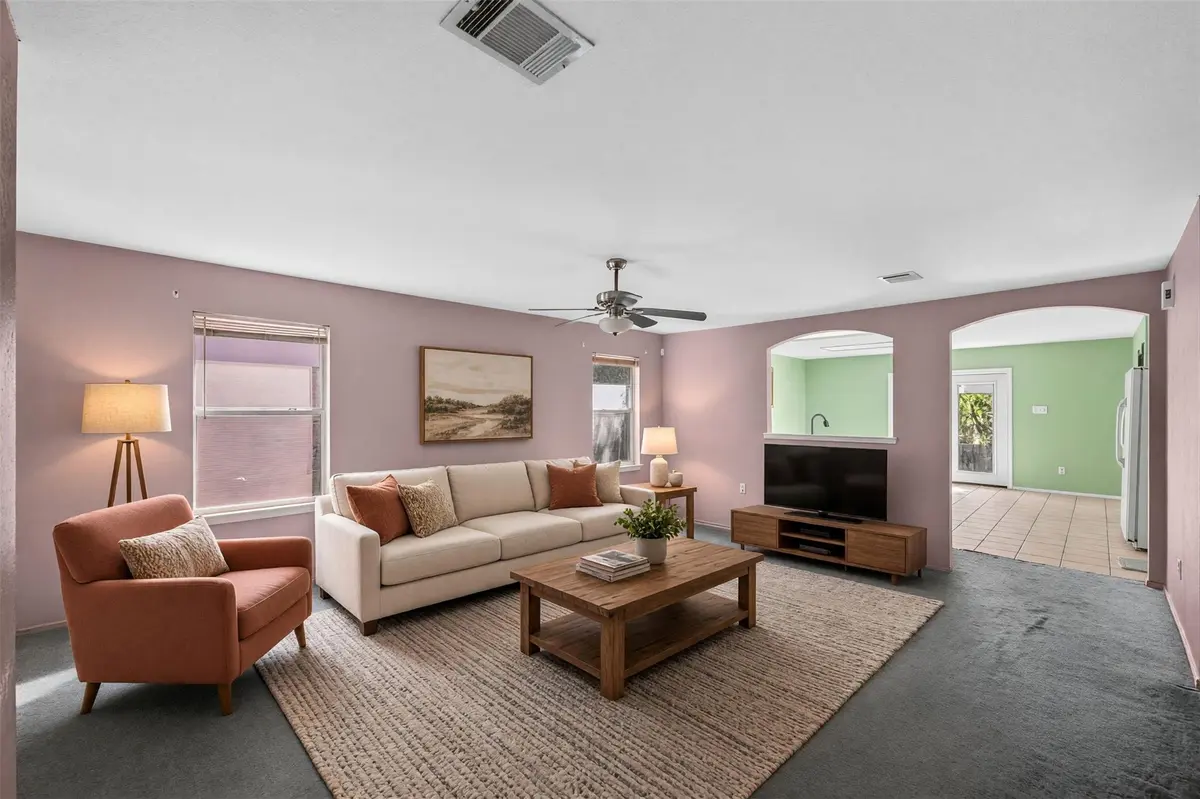 108 Remington DR, Kyle, TX 78640
