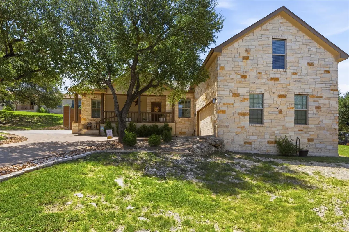 21911 Moffat DR, Briarcliff, TX 78669