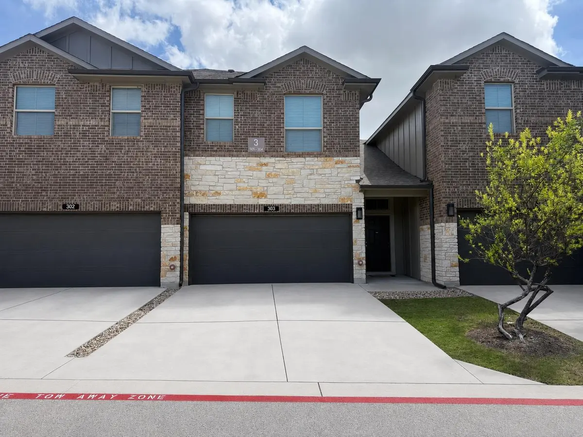 1200 S 10th ST #303, Pflugerville, TX 78660