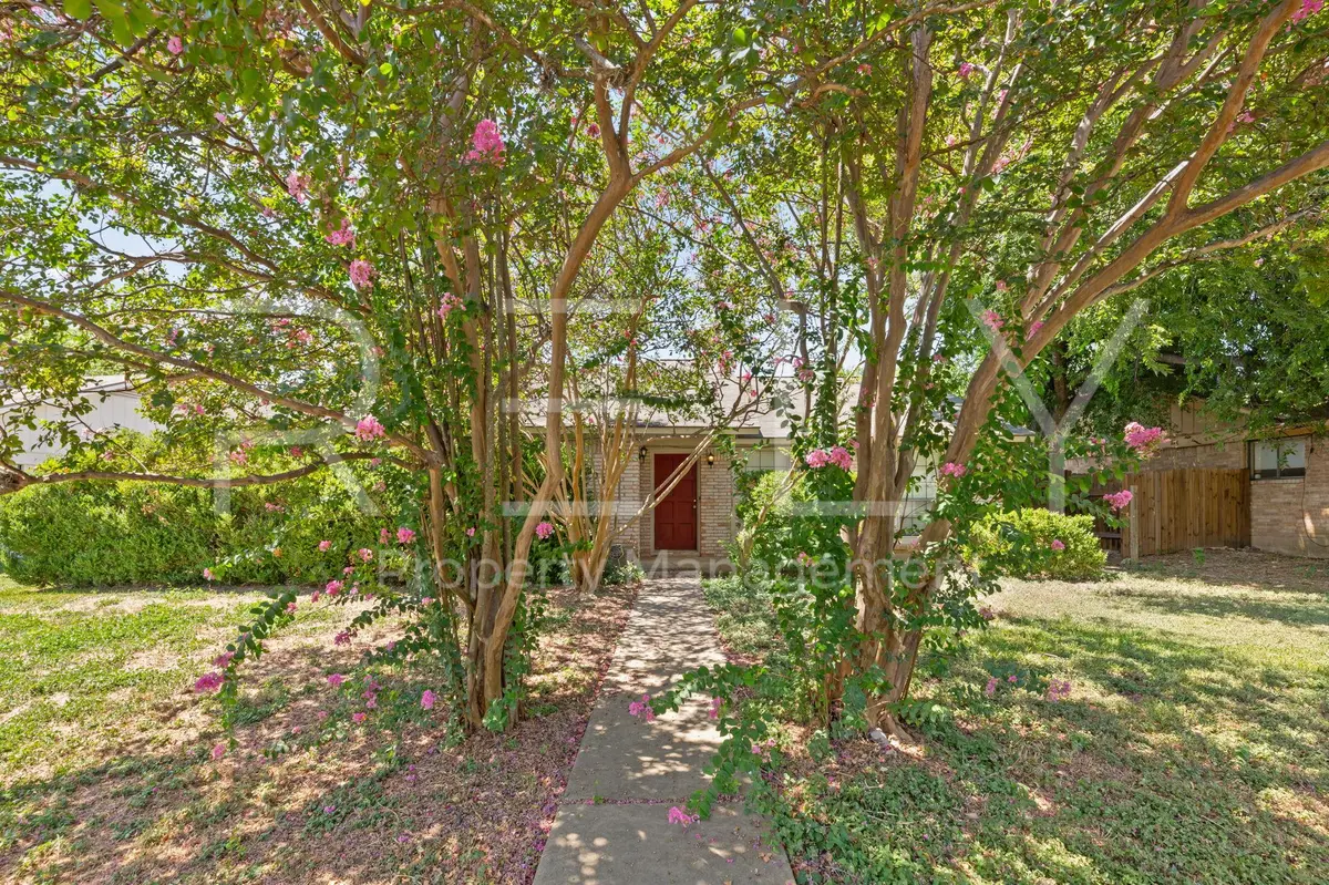 205 W William Cannon DR #A, Austin, TX 78745