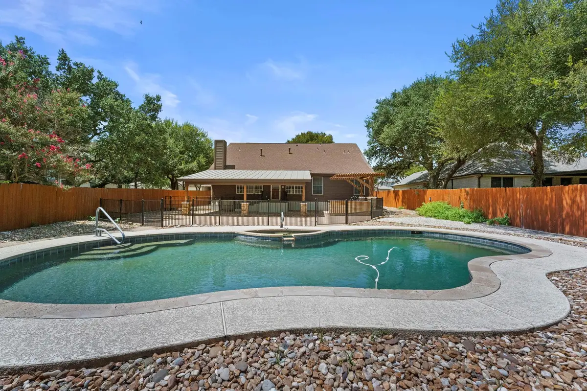 2606 Deer Stand LOOP, San Marcos, TX 78666