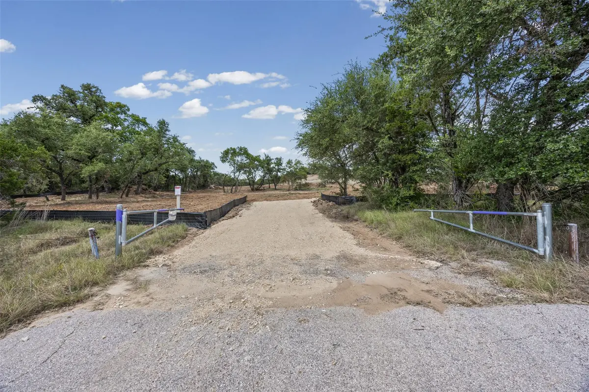 21924 Nameless RD, Leander, TX 78641