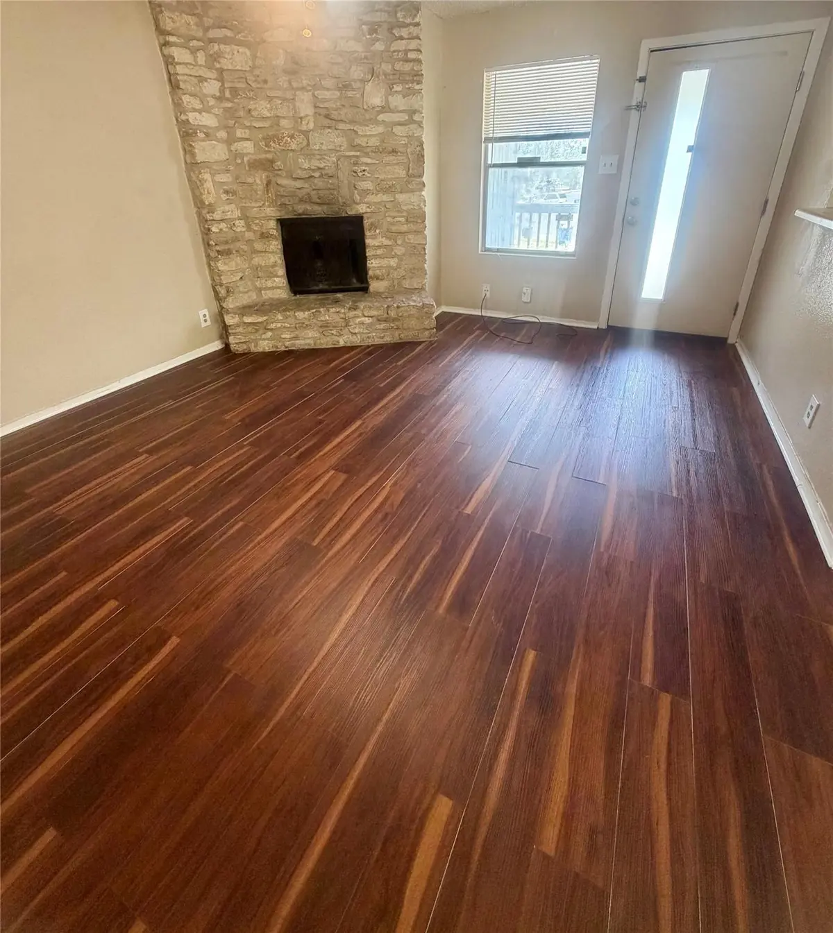 2201 Leah CV #C, Austin, TX 78748