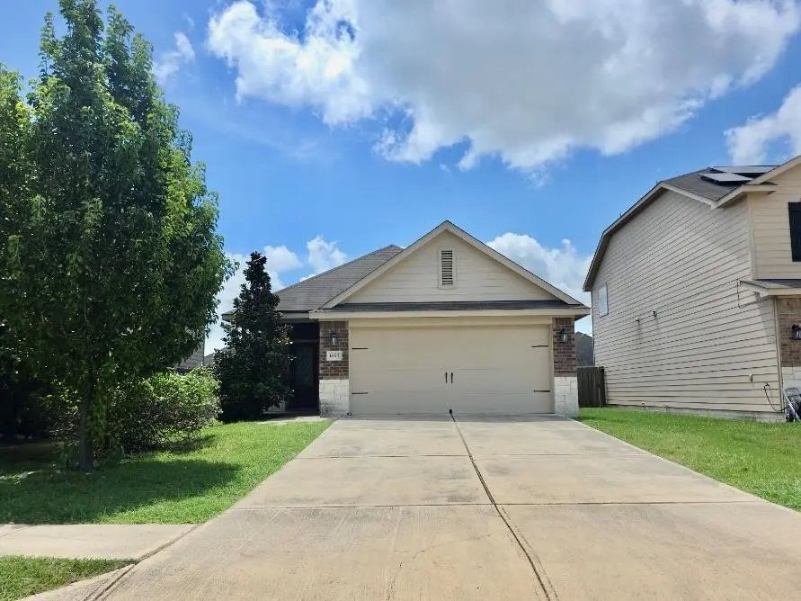 1697 Breanna LN, Kyle, TX 78640