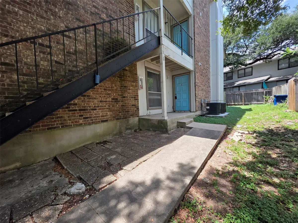 11900 Alpheus Ave #B, Austin, TX 78759