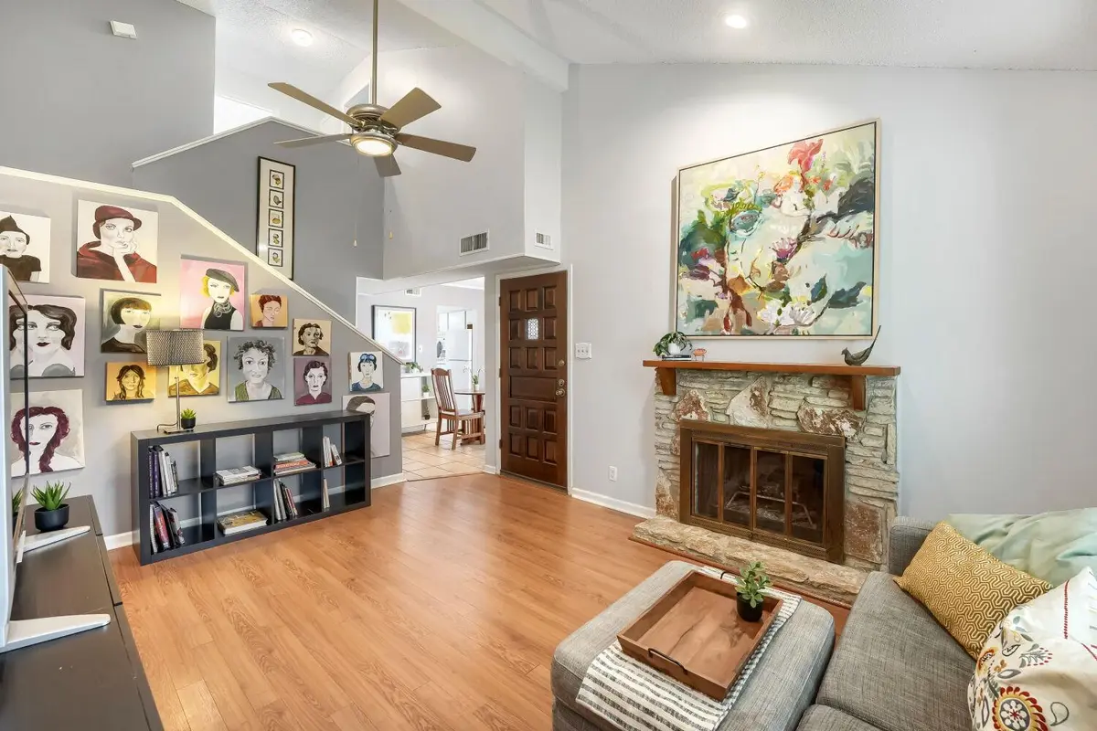 1706 Timberwood DR, Austin, TX 78741