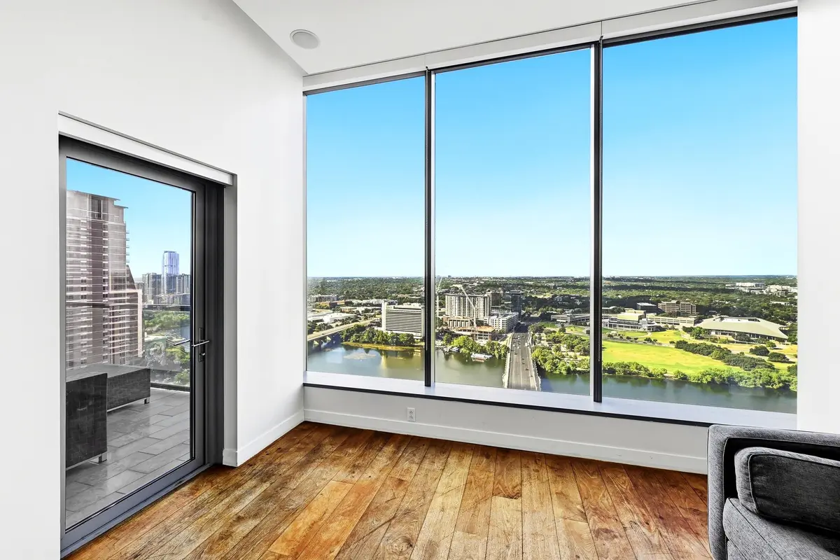 210 Lavaca ST #2602, Austin, TX 78701