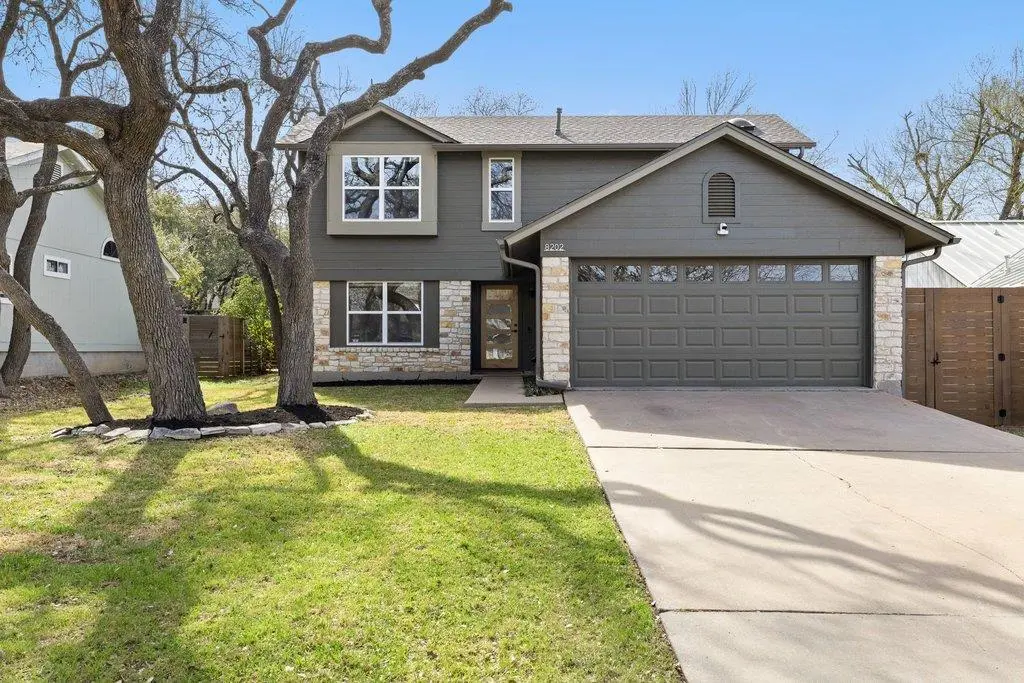 8202 Cache DR, Austin, TX 78749