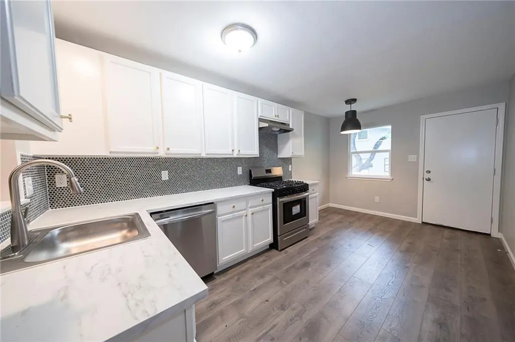 7401 Tumbleweed DR #B, Austin, TX 78724