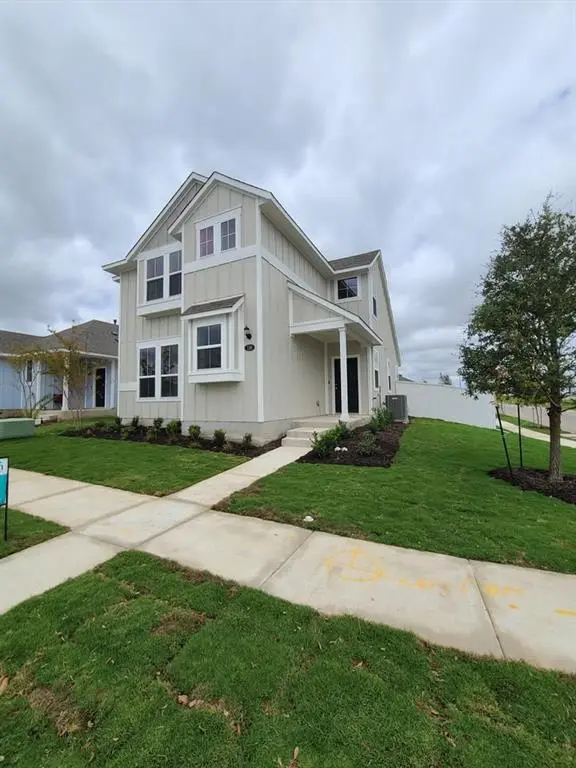 156 Huckleberry LN, Elgin, TX 78621