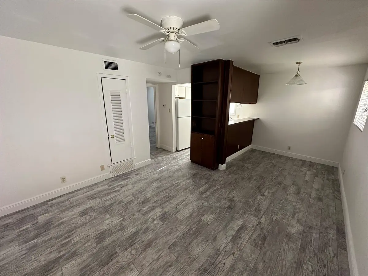 104 E 32nd ST #103, Austin, TX 78705