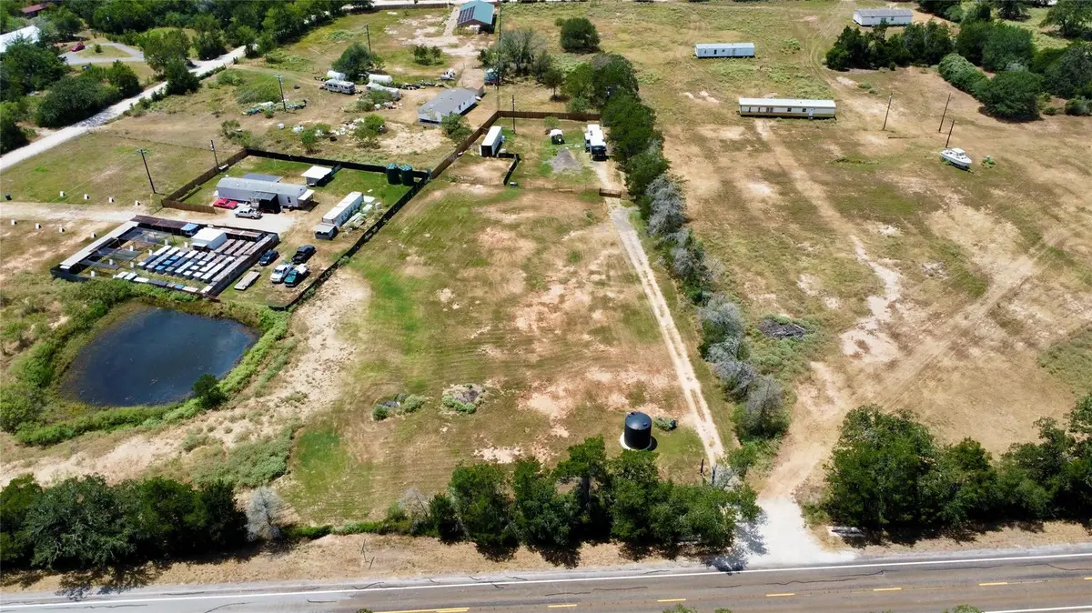 1856 Fm 2104 HWY, Paige, TX 78659