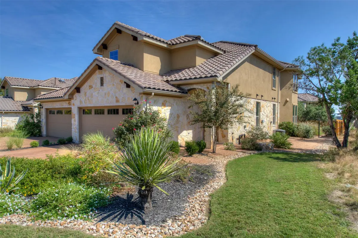 405 S Meadowlark ST #B, Lakeway, TX 78734