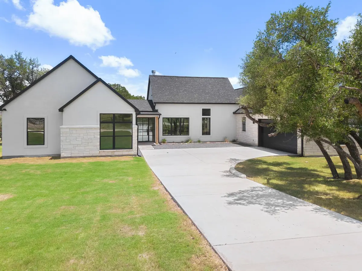 1283 Bunker Ranch BLVD, Dripping Springs, TX 78620