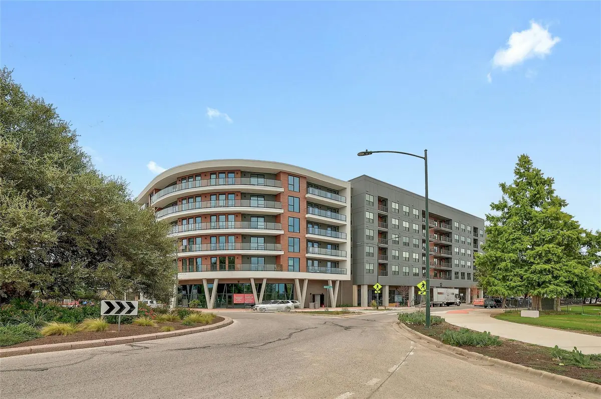 1701 Simond Ave #327, Austin, TX 78723