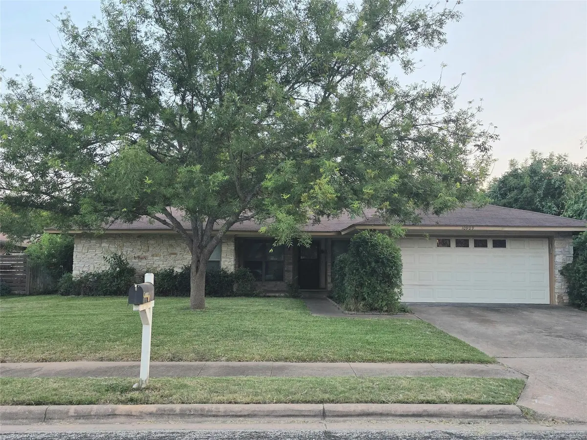 10909 Hillside Oak LN, Austin, TX 78750