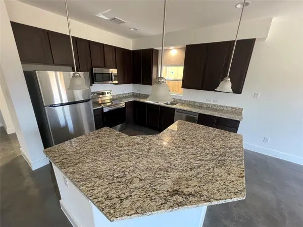232 Sapphire RD, New Braunfels, TX 78130