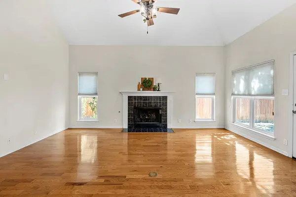 309 Riverview DR, Georgetown, TX 78628