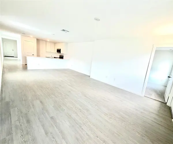 449 Jones Beach LN, Jarrell, TX 76537