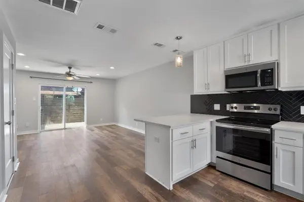 3810 Southway DR #103, Austin, TX 78704