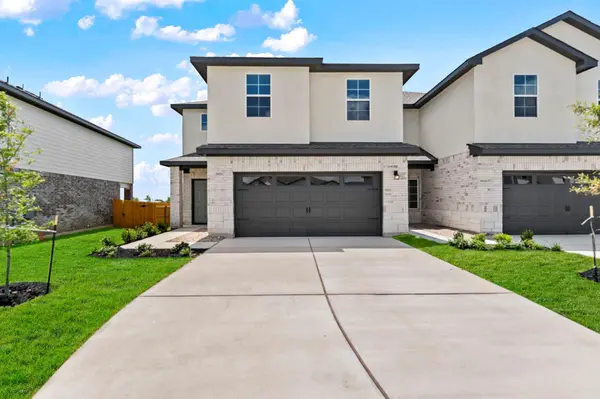 15109-A Afleet Alex ST, Manor, TX 78653