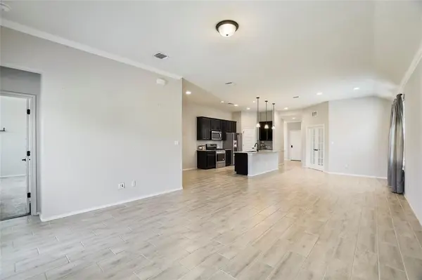 107 Barley Fork LN, Hutto, TX 78634