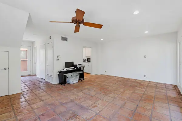 1106 W 6th ST #206, Austin, TX 78703
